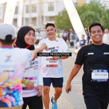 Runner Photo 7929111