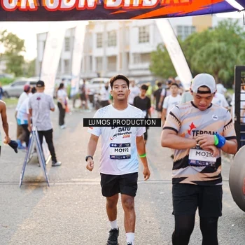 Runner Photo 7929118