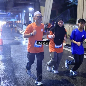 Runner Photo 7929119