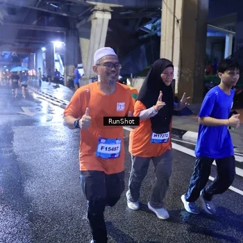 Runner Photo 7929140