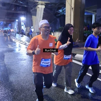 Runner Photo 7929143