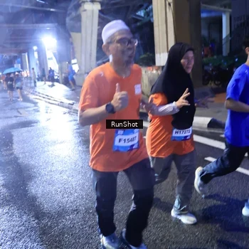 Runner Photo 7929152