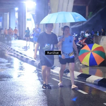 Runner Photo 7929159