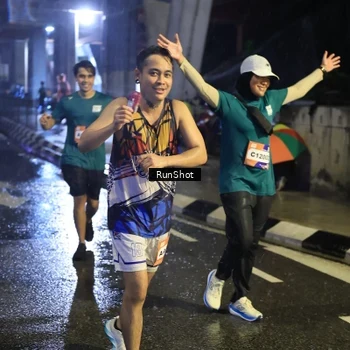 Runner Photo 7929209