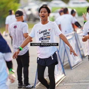 Runner Photo 7929215