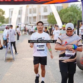 Runner Photo 7929219