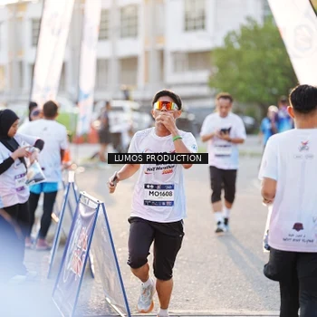 Runner Photo 7929241