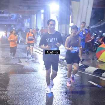 Runner Photo 7929245