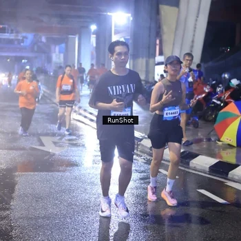 Runner Photo 7929247