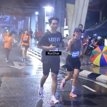 Runner Photo 7929249