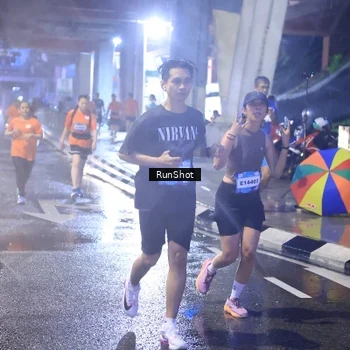 Runner Photo 7929258