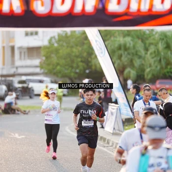 Runner Photo 7929259
