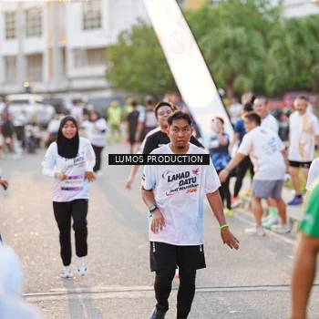 Runner Photo 7929264