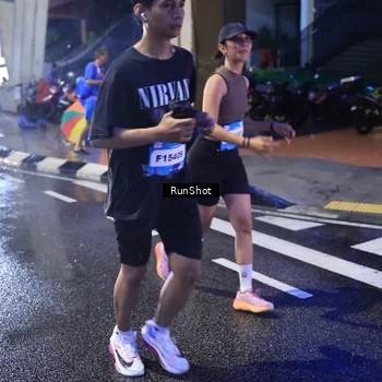 Runner Photo 7929312