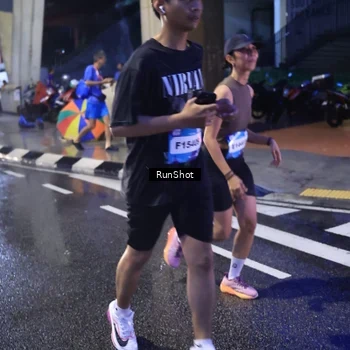Runner Photo 7929313