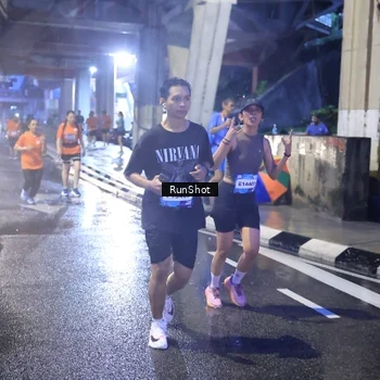 Runner Photo 7929315