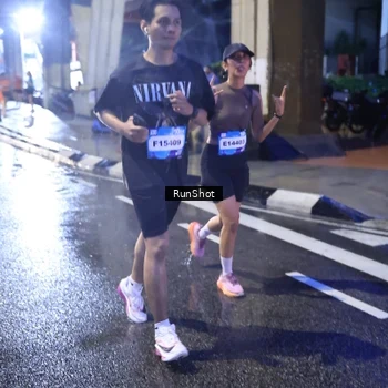 Runner Photo 7929323