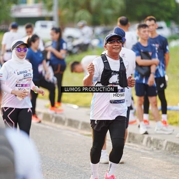 Runner Photo 7929325