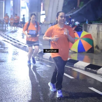 Runner Photo 7929327