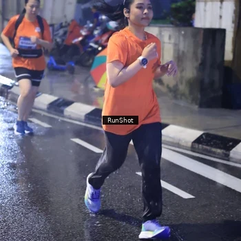 Runner Photo 7929334