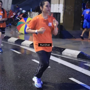 Runner Photo 7929342