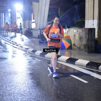 Runner Photo 7929352