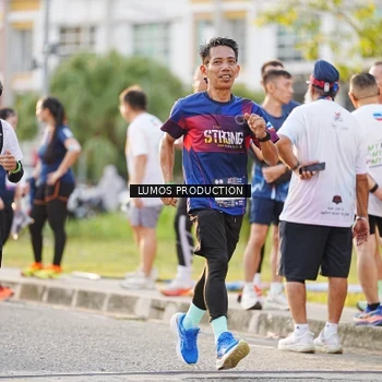 Runner Photo 7929365