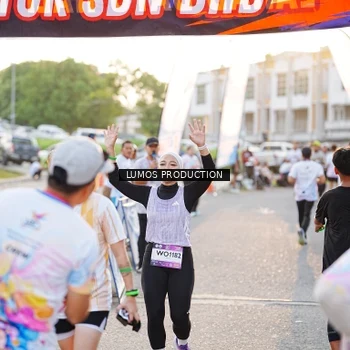 Runner Photo 7929380