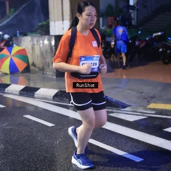 Runner Photo 7929388