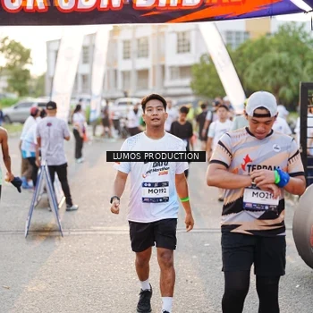 Runner Photo 7929390