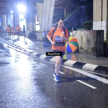 Runner Photo 7929391