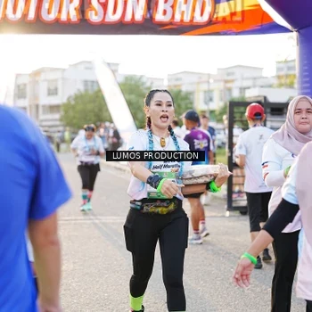 Runner Photo 7929472