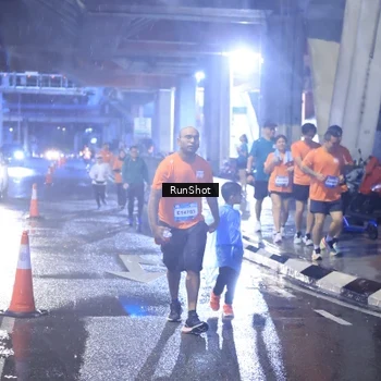 Runner Photo 7929476