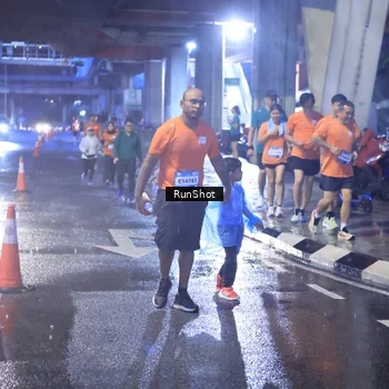 Runner Photo 7929478