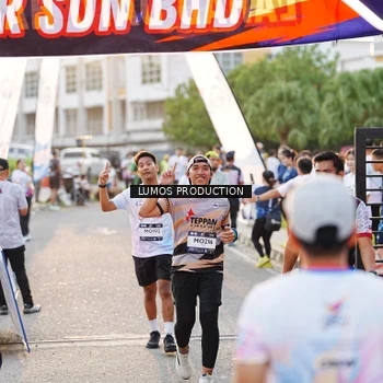 Runner Photo 7929489