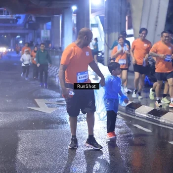 Runner Photo 7929497