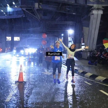 Runner Photo 7929521