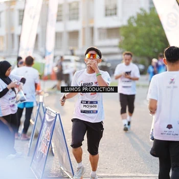 Runner Photo 7929523