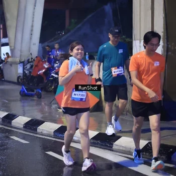 Runner Photo 7929542