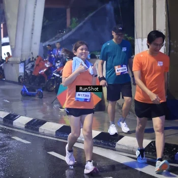 Runner Photo 7929543