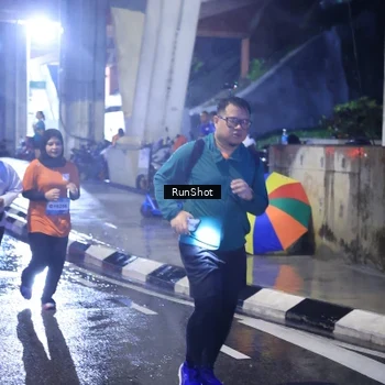 Runner Photo 7929571