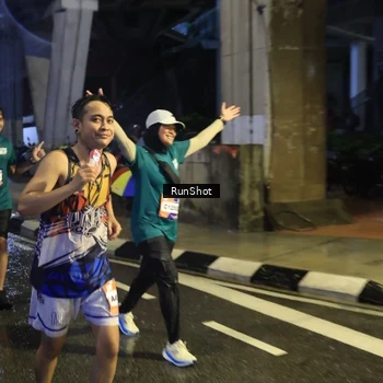 Runner Photo 7929579