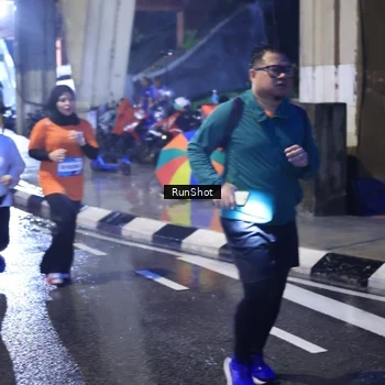 Runner Photo 7929595