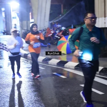 Runner Photo 7929601