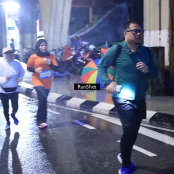 Runner Photo 7929604
