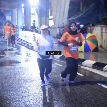 Runner Photo 7929608