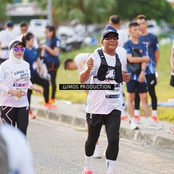 Runner Photo 7929610