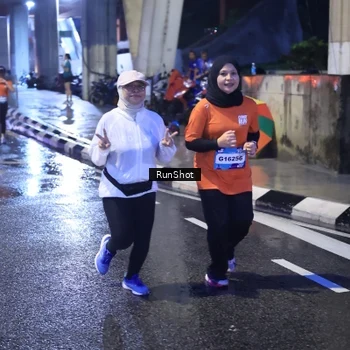 Runner Photo 7929619