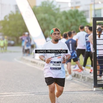 Runner Photo 7929647