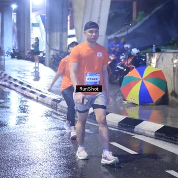 Runner Photo 7929671